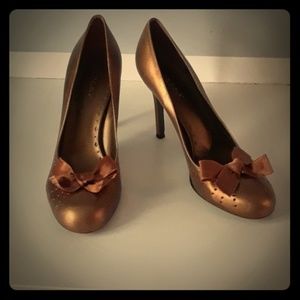 BCBG Pumps